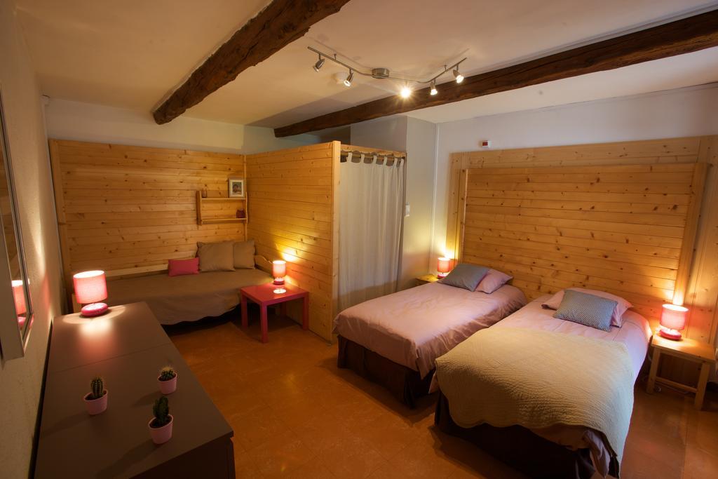 Le Chalet Viso Arvieux Kamer foto